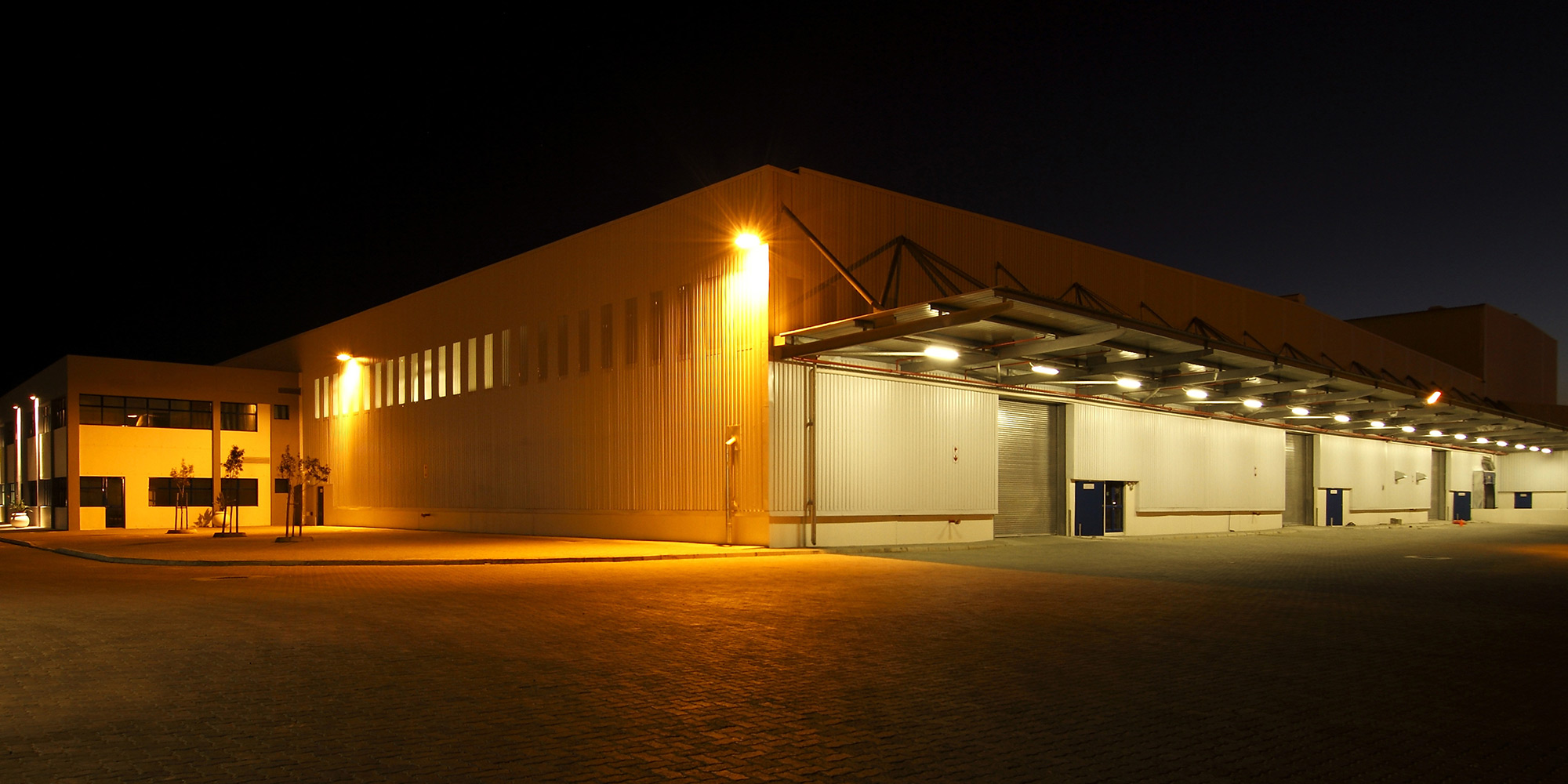 Safe and secure industrial building lighting